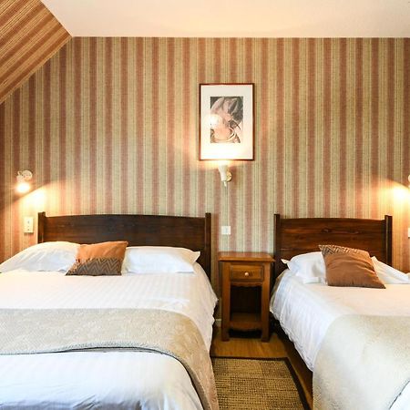 Logis L'Auberge De L'Etable Montory Exteriör bild