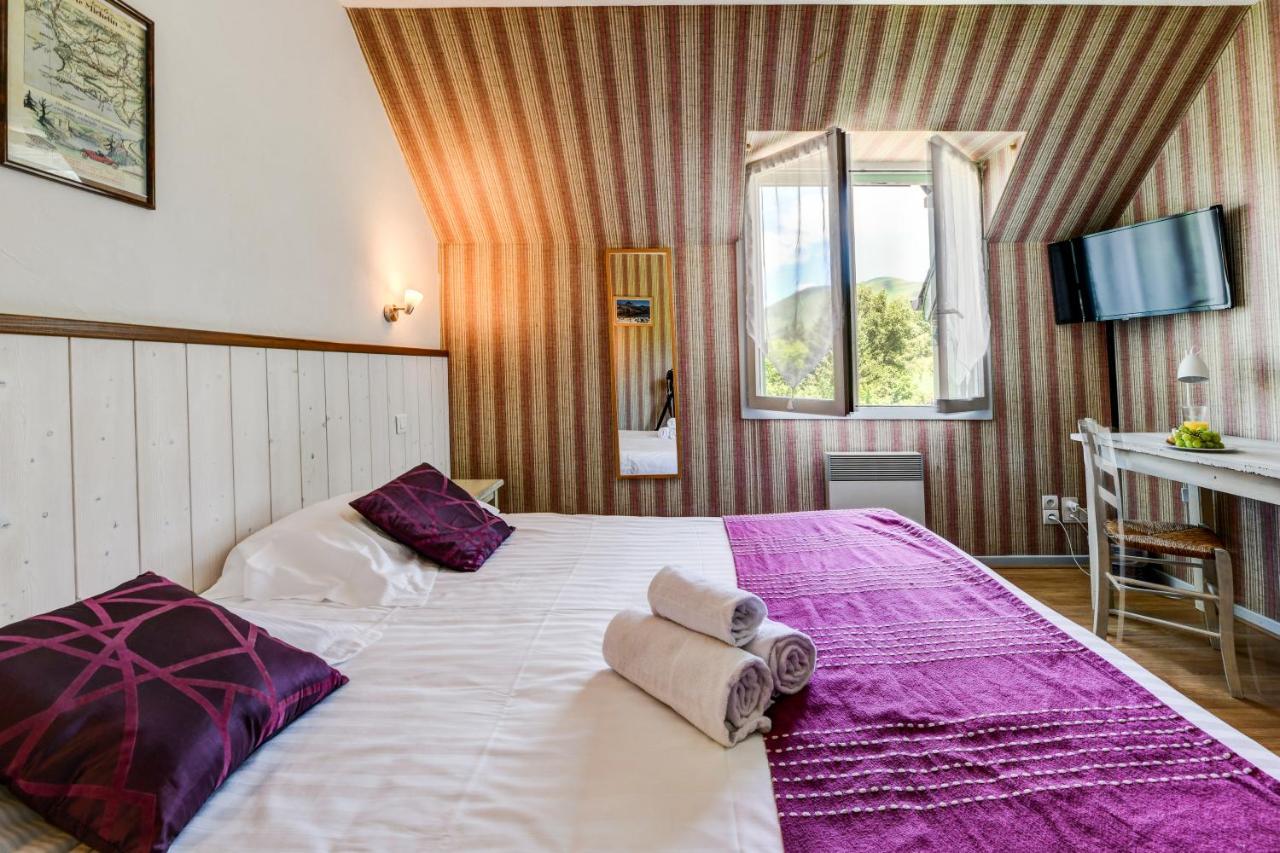 Logis L'Auberge De L'Etable Montory Exteriör bild